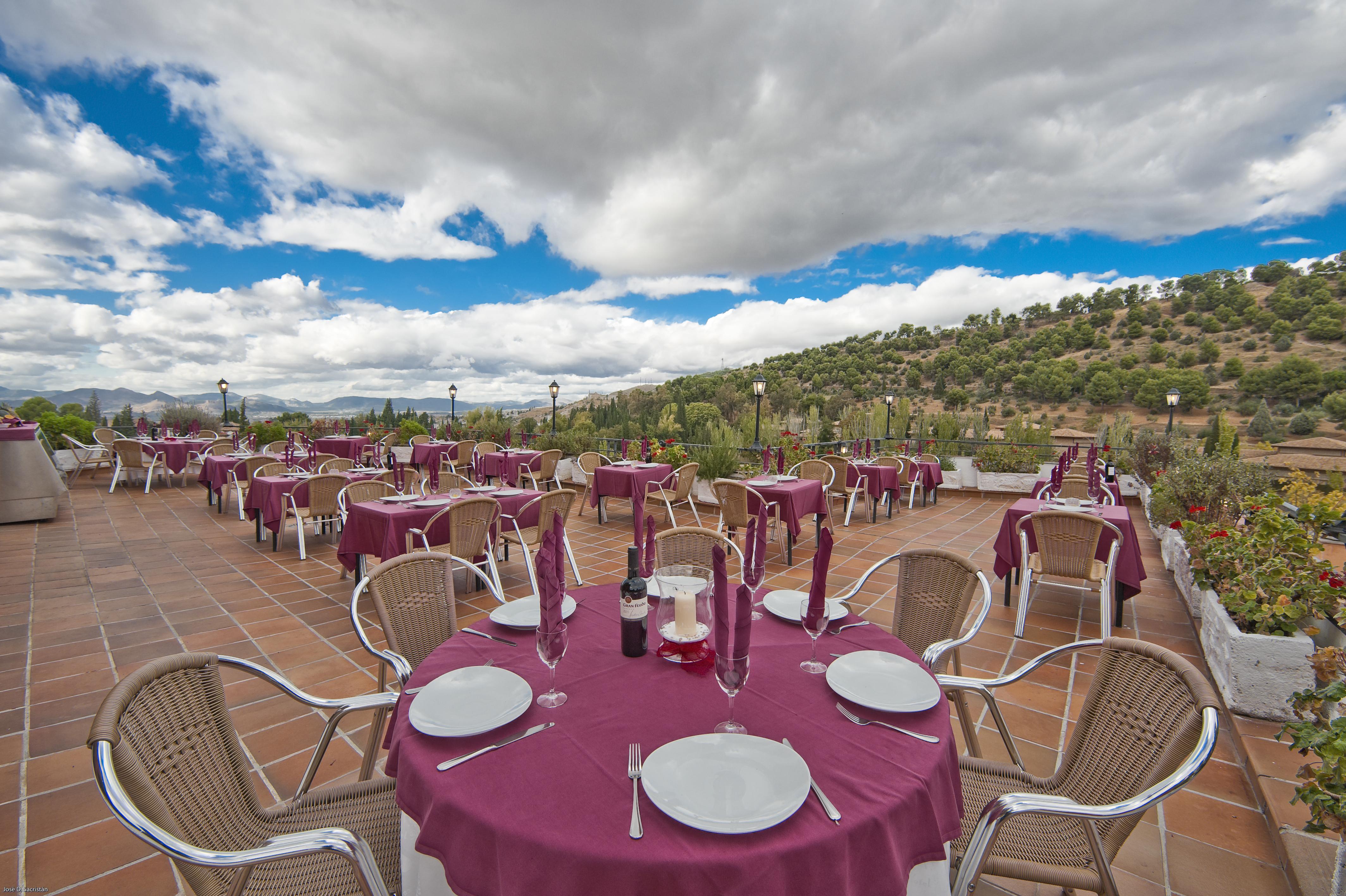 Porcel Alixares Hotel Granada Exterior photo